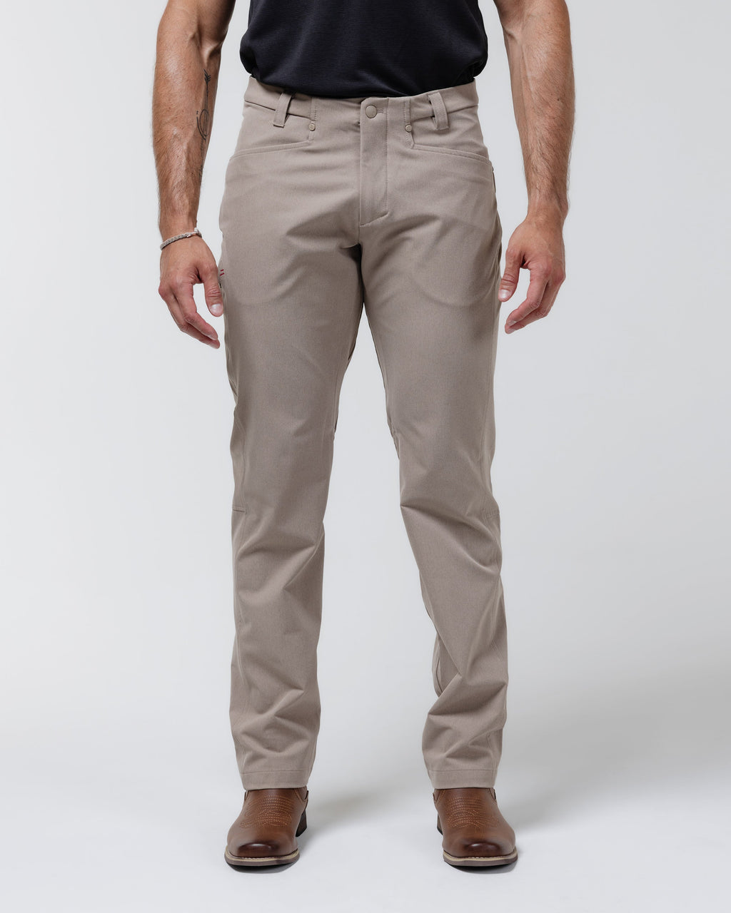 Passage Technical Chino — Tan