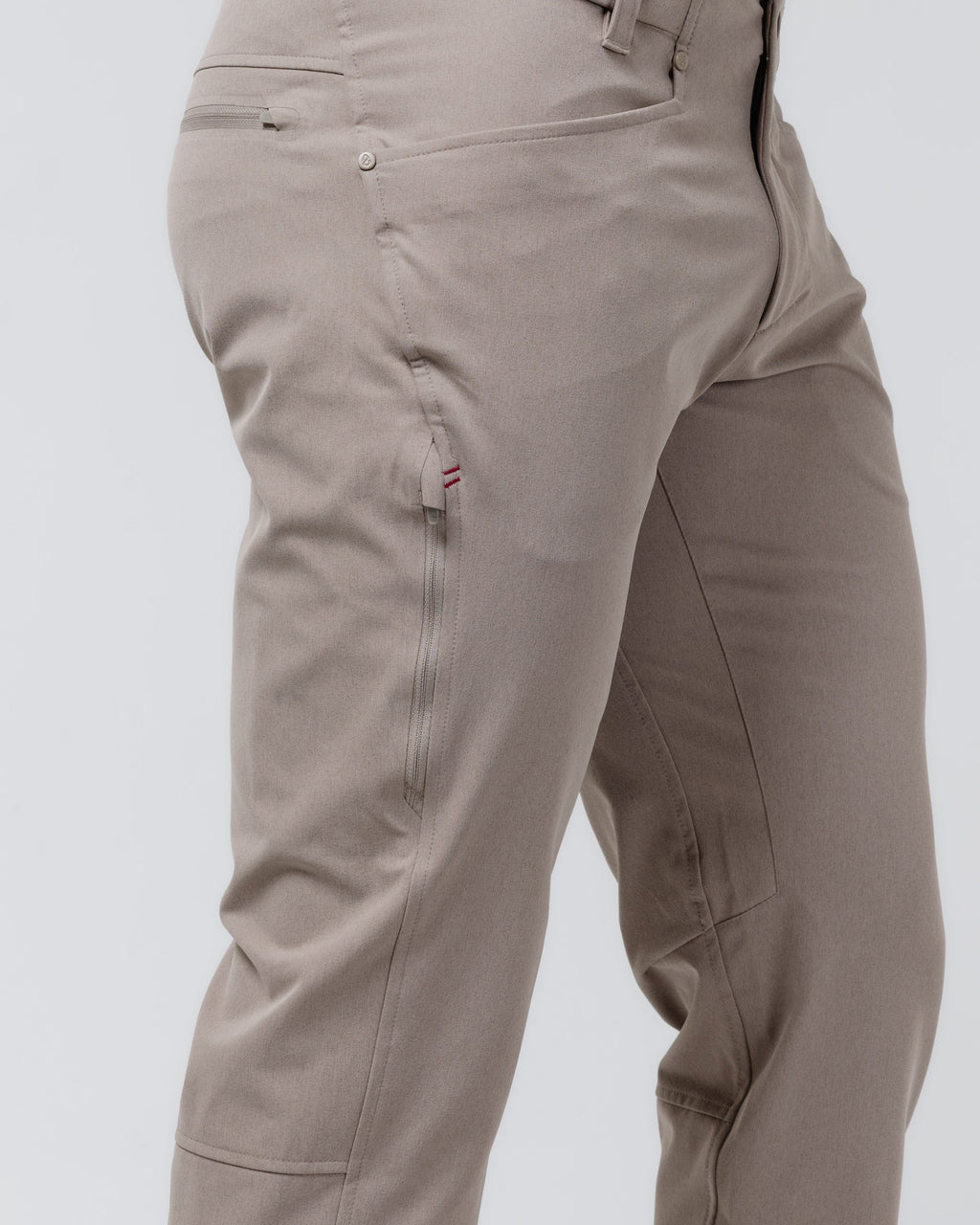 Passage Technical Chino — Tan