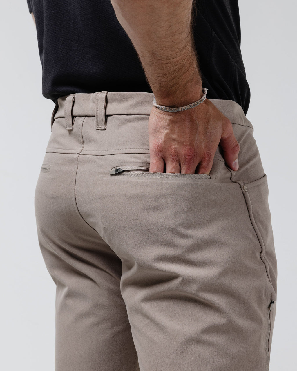 Passage Technical Chino — Tan