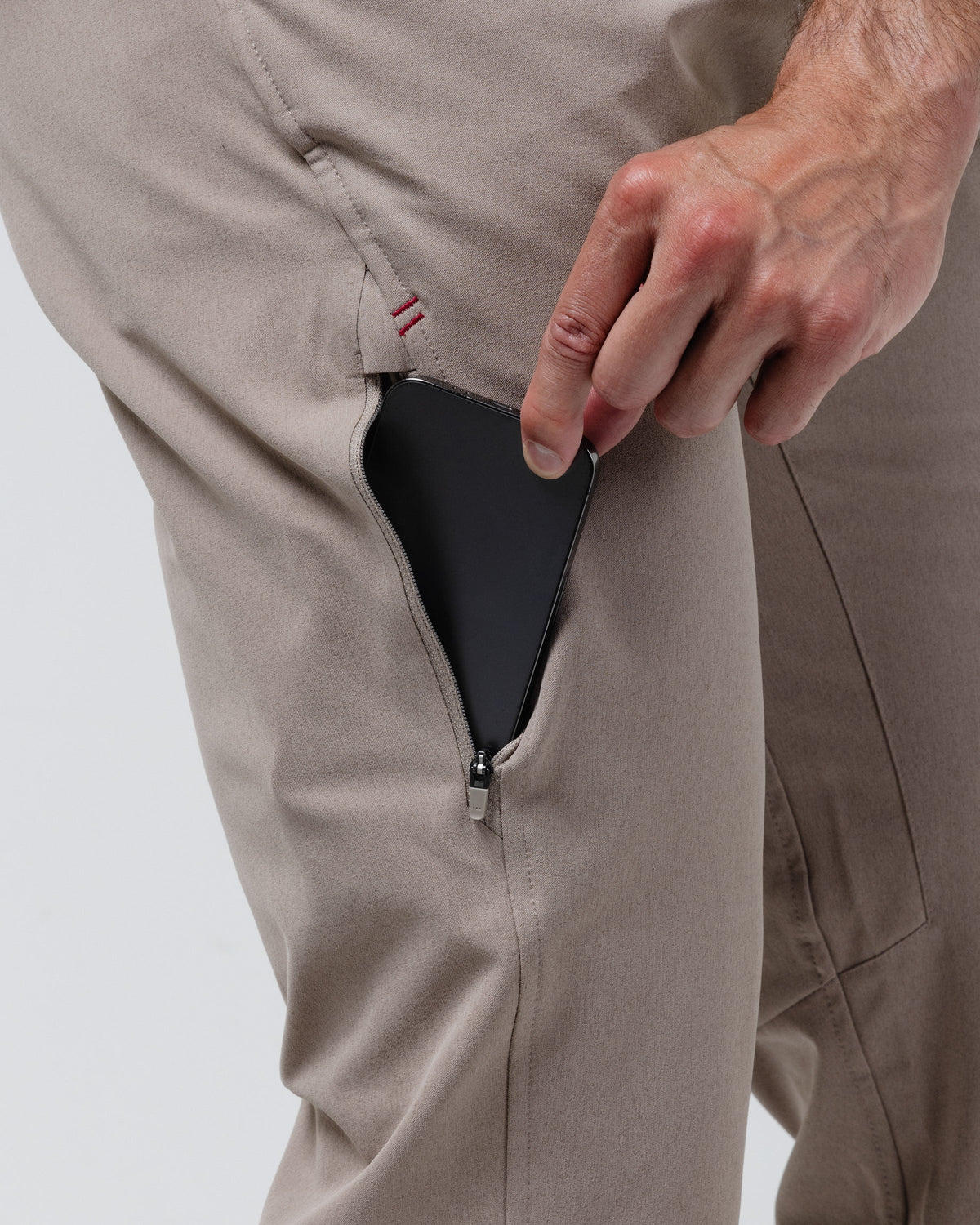 Passage Technical Chino — Tan