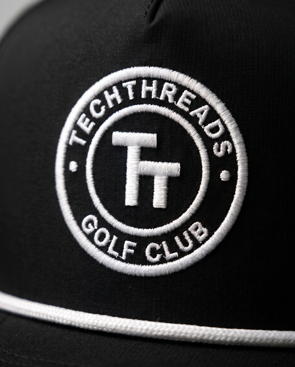 The Fairway Cap by TechThreads, crest close-up